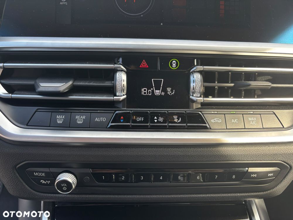 BMW Seria 3 318d Business Edition - 15