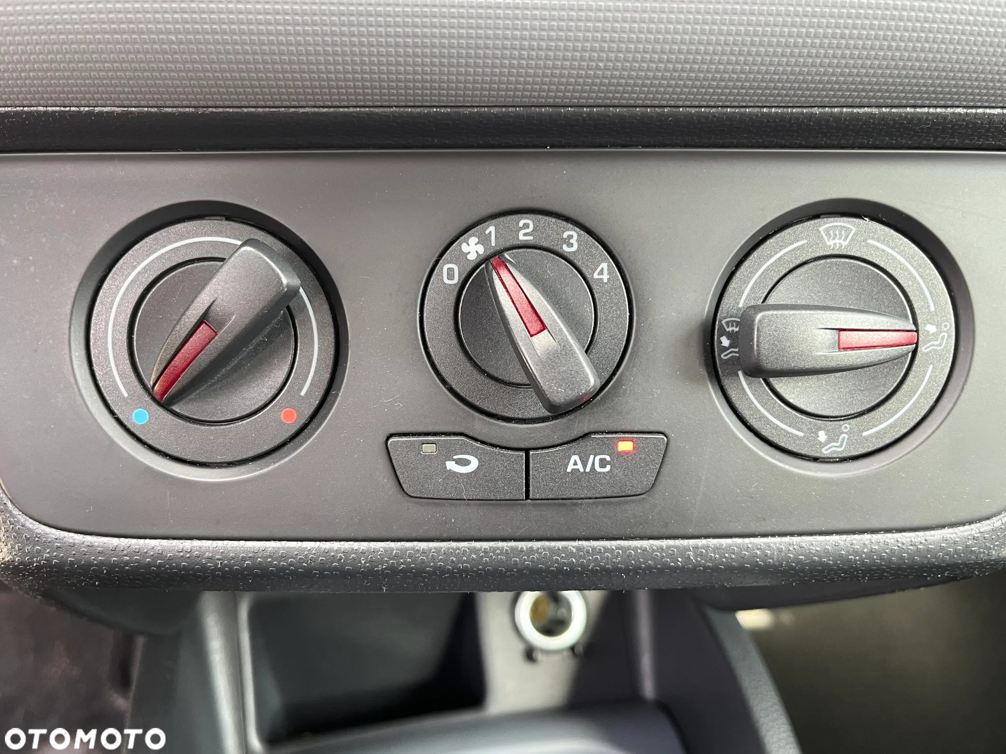 Seat Ibiza 1.2 12V Style - 26