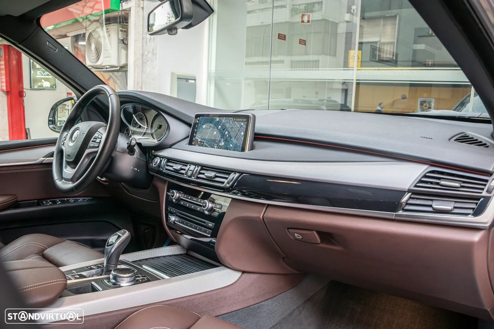 BMW X5 25 d xDrive Pack M - 31