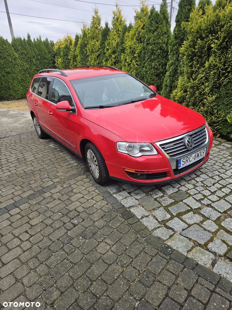 Volkswagen Passat - 1
