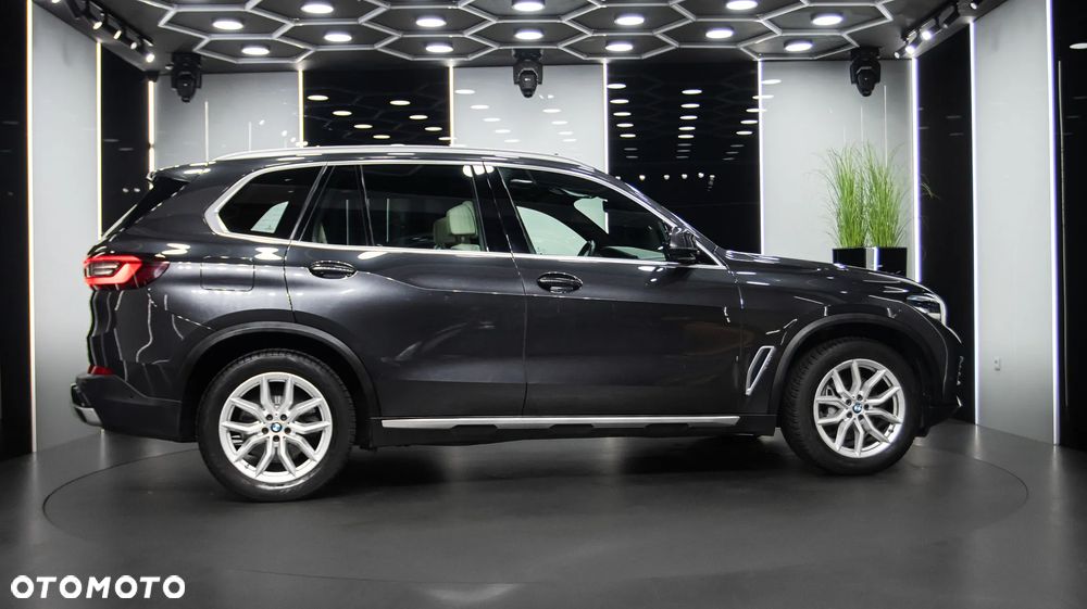 BMW X5 xDrive30d mHEV - 9