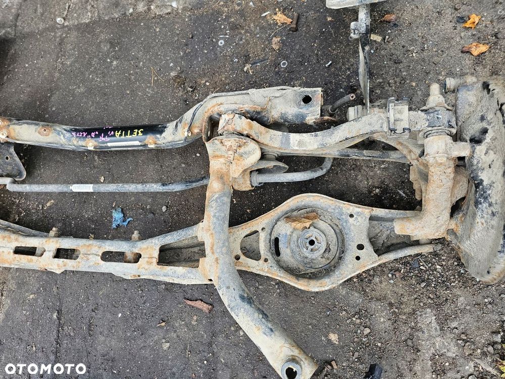 BELKA ZAWIESZENIA TYŁ VW JETTA VI 1.2TSI 5C0500025 - 2