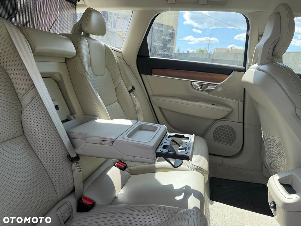 Volvo V90 D5 AWD Inscription - 12