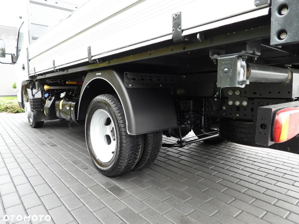 Mitsubishi CANTER FUSO 3C15 WYWROTKA TROJSTRONNA 3 MIEJSCA LEDY BLIŹNIACZE KOŁA  150KM - 19