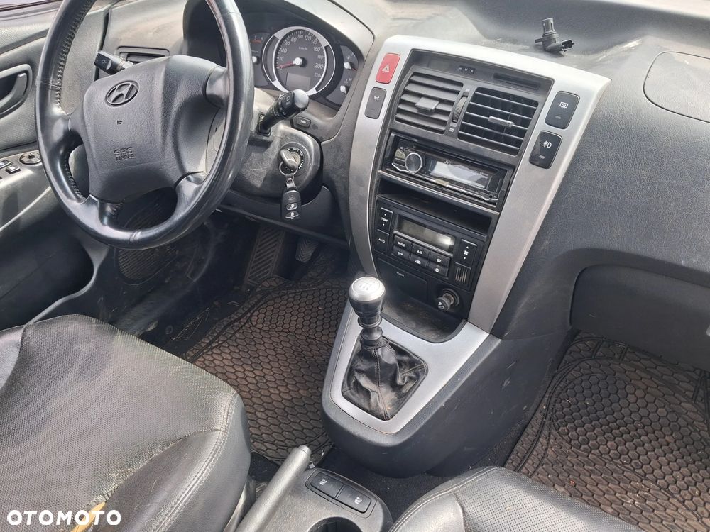 Hyundai Tucson 2.0 CRDi VGT 4WD GLS - 7