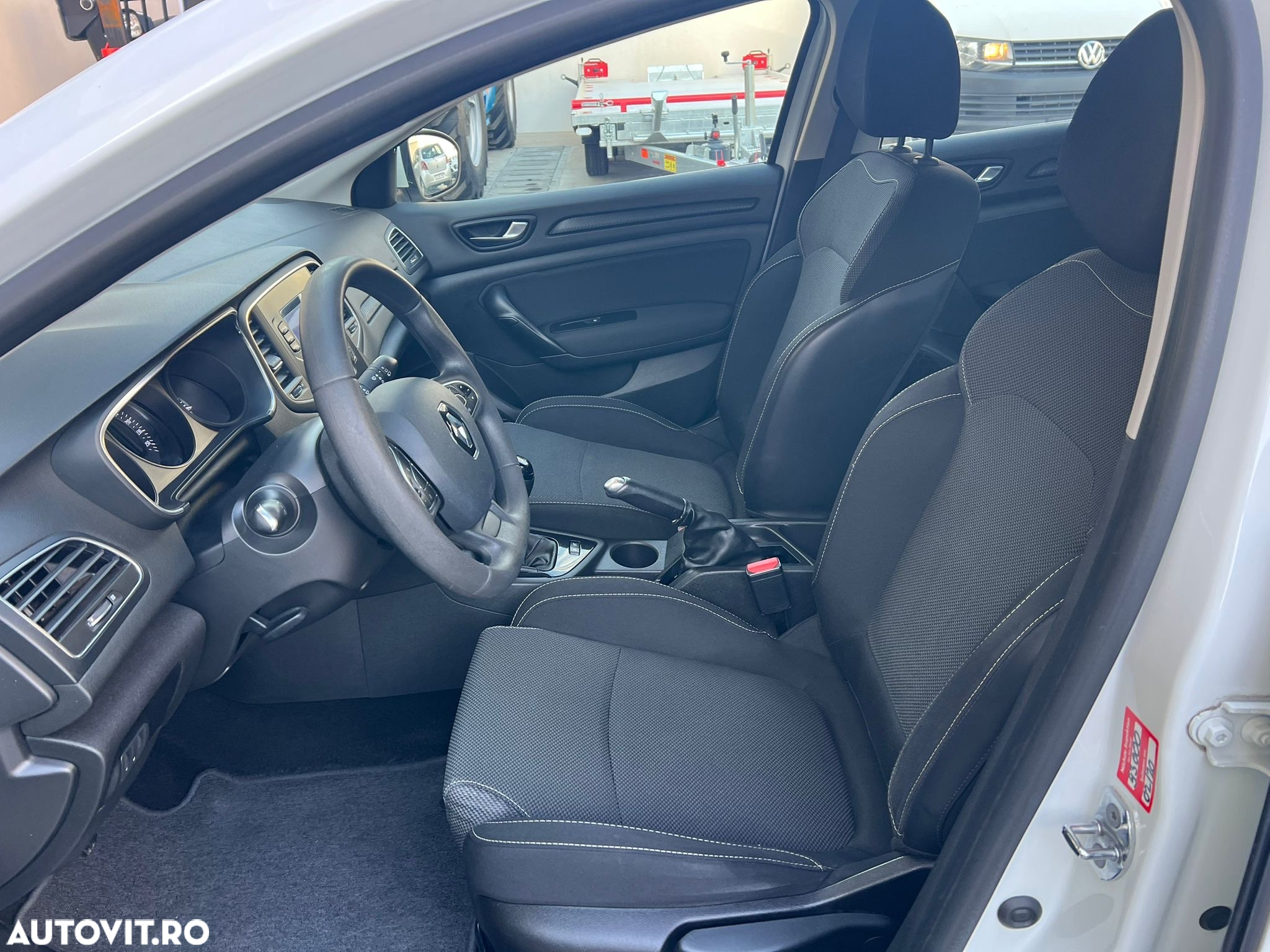 Renault Megane ENERGY TCe Life - 14