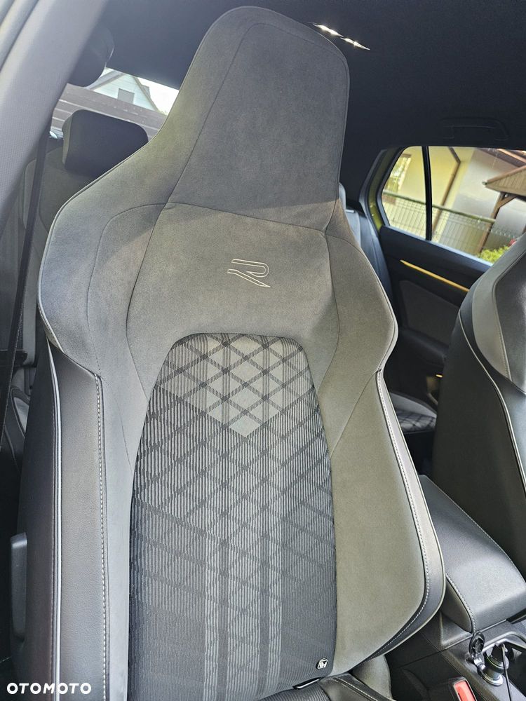 Volkswagen Golf 1.5 eTSI EVO R-Line DSG - 16
