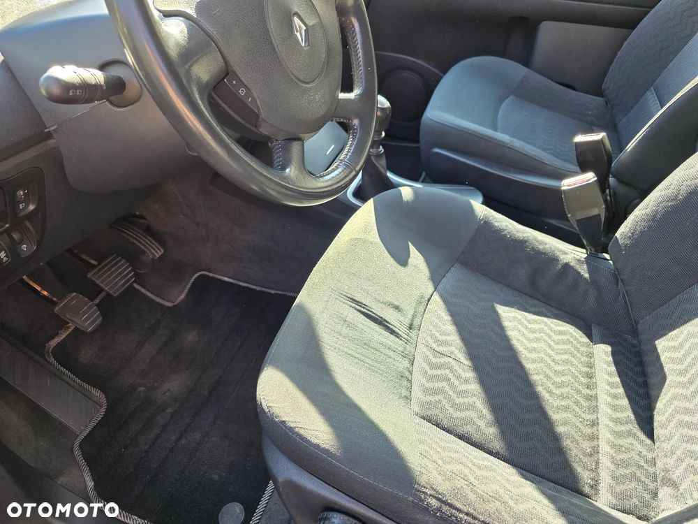 Renault Espace 2.0 dCi Voyage - 9