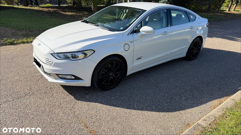 Ford Fusion - 5