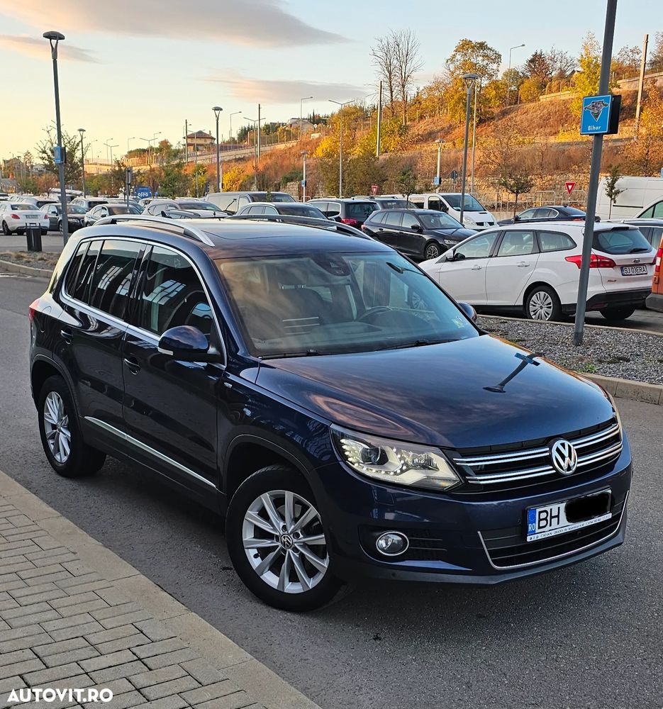 Volkswagen Tiguan - 2
