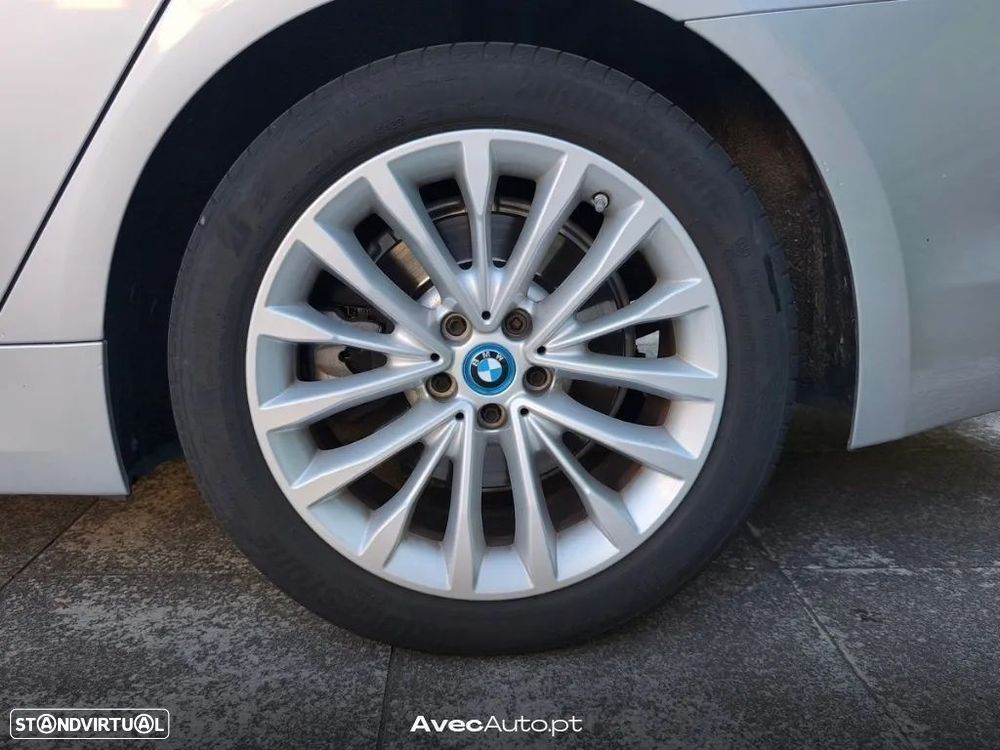 BMW 530 e iPerformance - 11