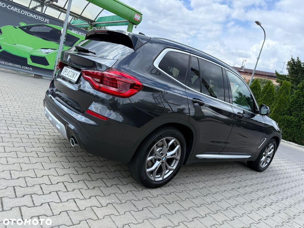 BMW X3 sDrive18d xLine - 41