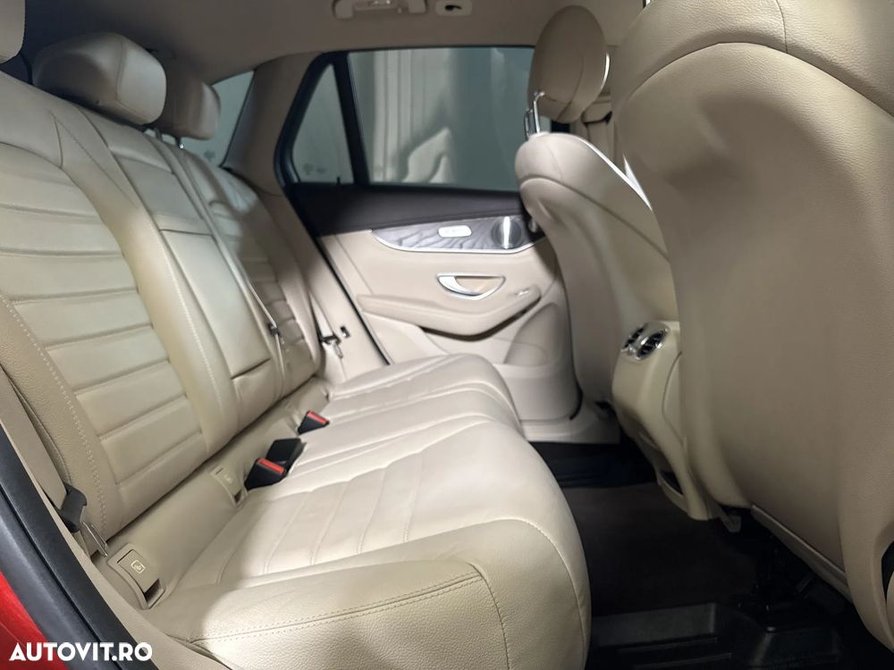 Mercedes-Benz GLC 250 d 4MATIC - 13