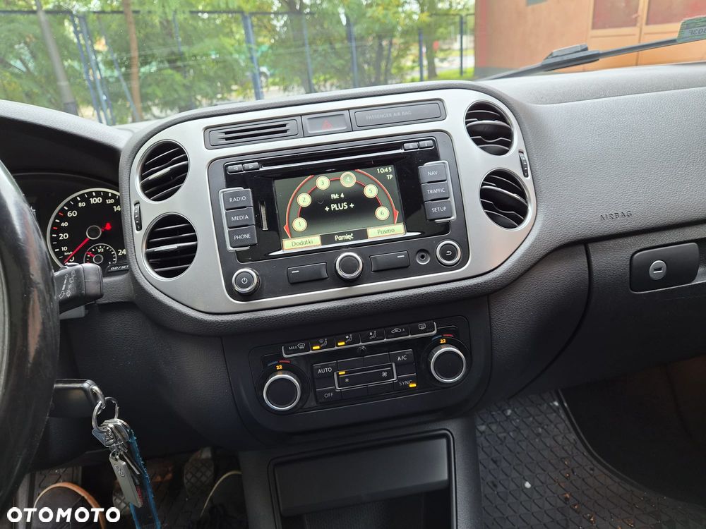 Volkswagen Tiguan - 13