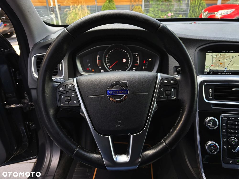 Volvo V60 Cross Country T5 Geartronic Summum - 23