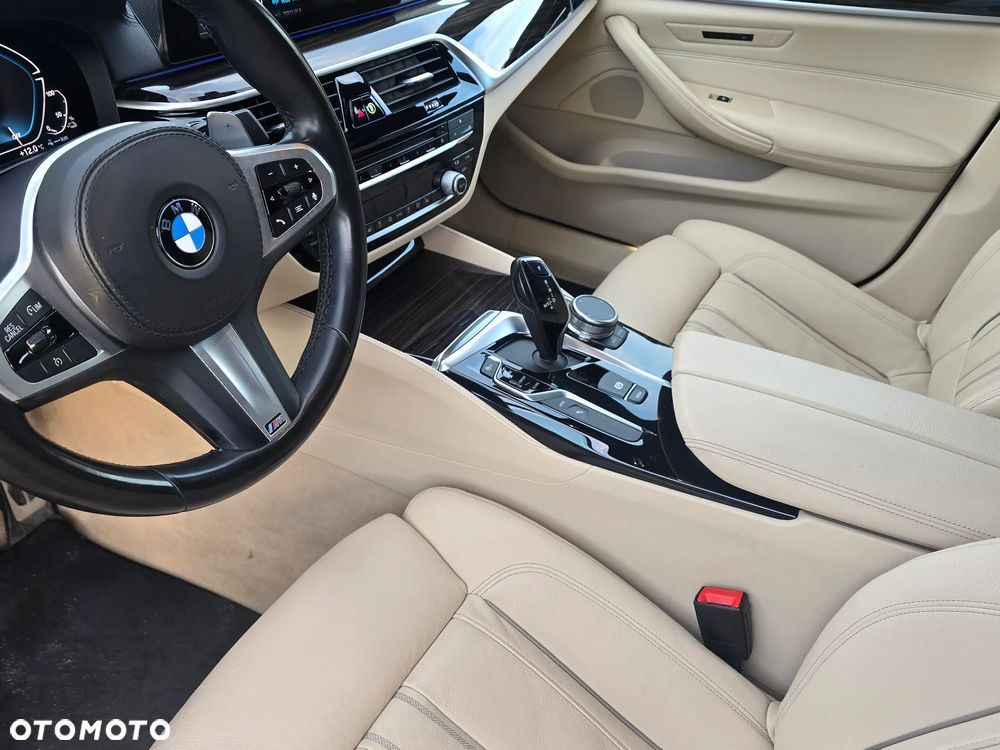 BMW Seria 5 530e iPerformance Sport - 20