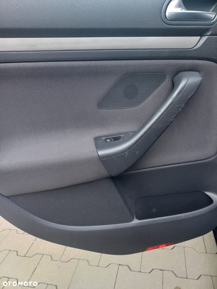 Volkswagen Golf 1.9 TDI Goal - 36