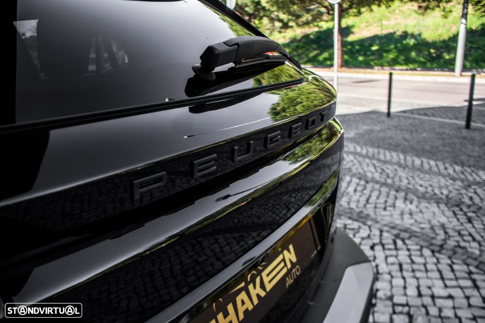 Peugeot e-2008 GT - 12