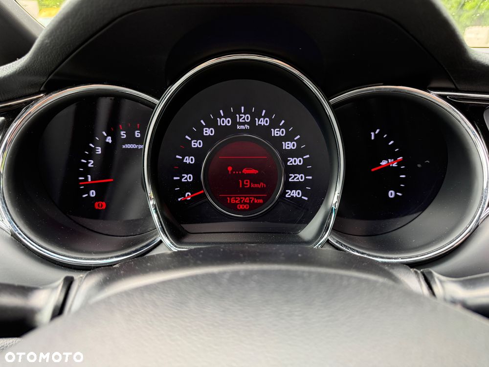 Kia Ceed 1.6 CRDi 136 ISG GT Line - 14