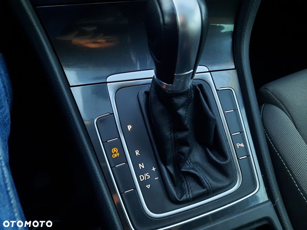 Volkswagen Golf 1.5 TSI BMT Evo Highline DSG - 36