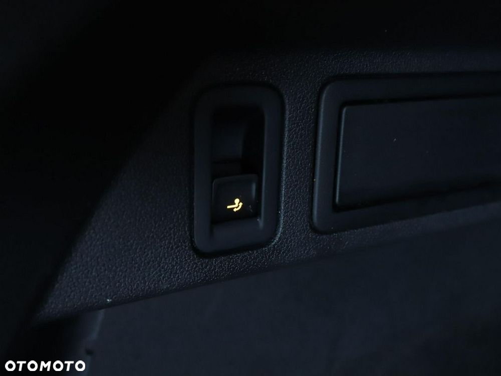 Volkswagen Tiguan 2.0 TDI SCR - 38
