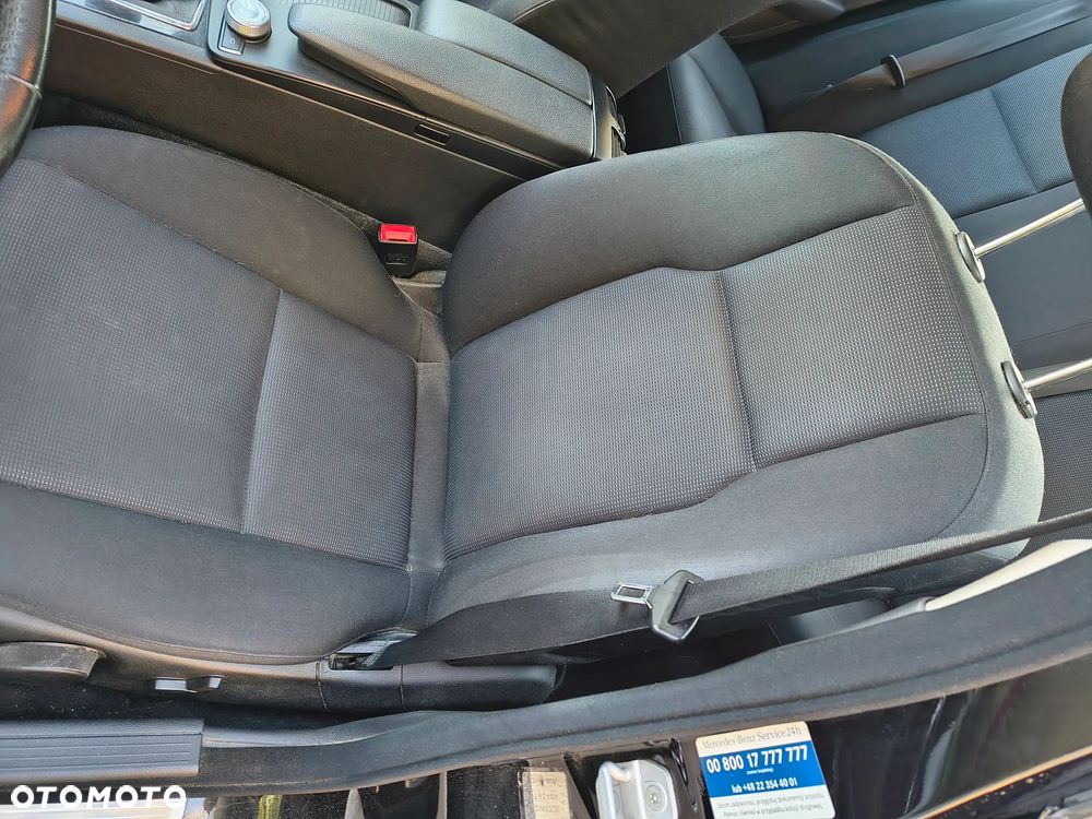 Mercedes-Benz Klasa C 180 K BlueEff Classic - 11