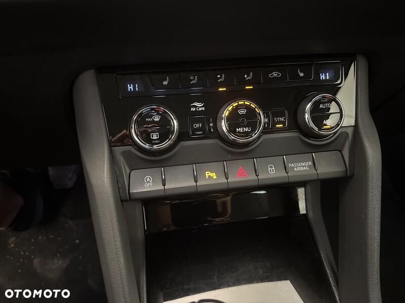 Skoda Karoq 1.5 TSI ACT 4x2 Style - 17