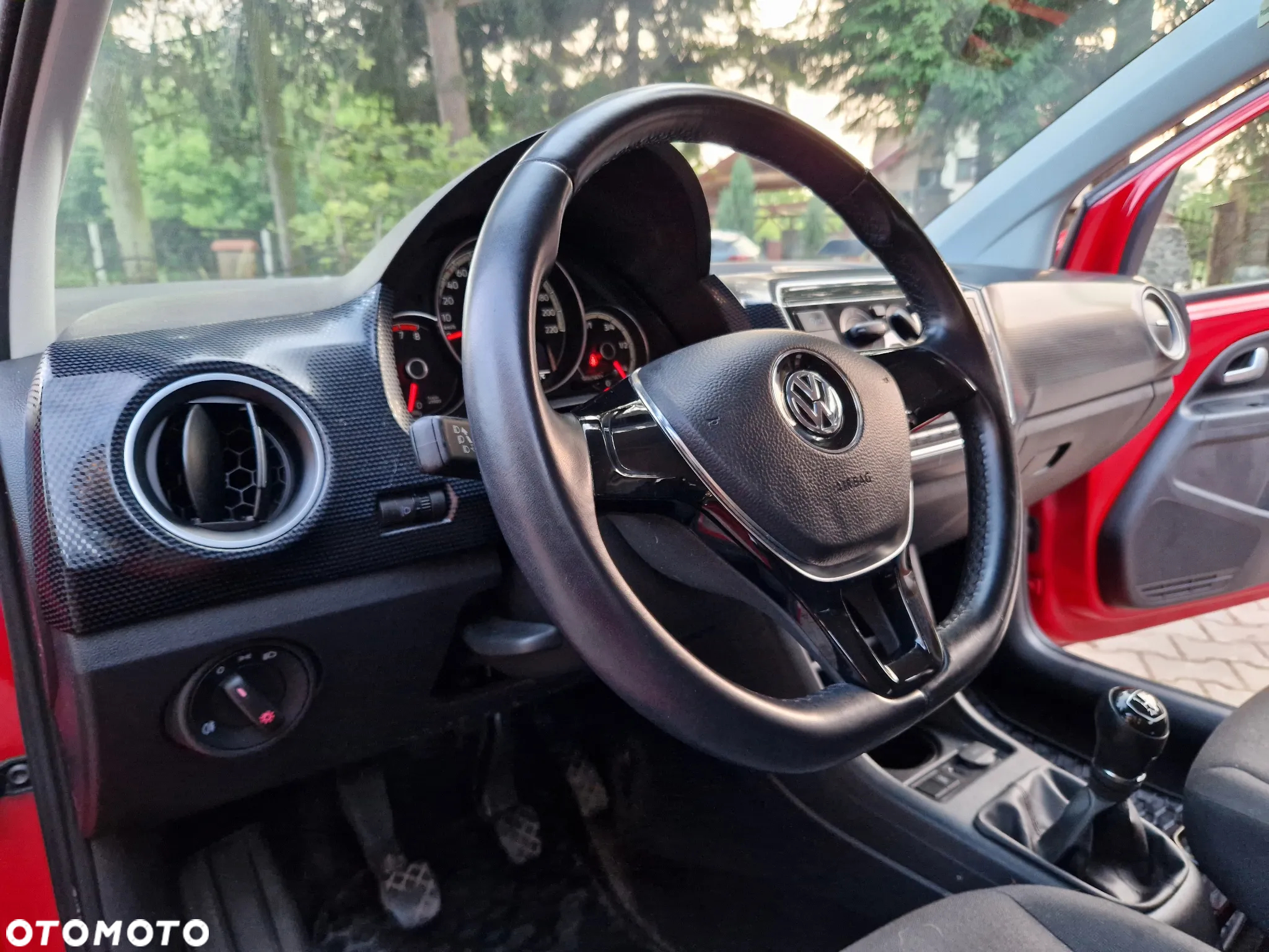 Volkswagen up! 1.0 move - 17