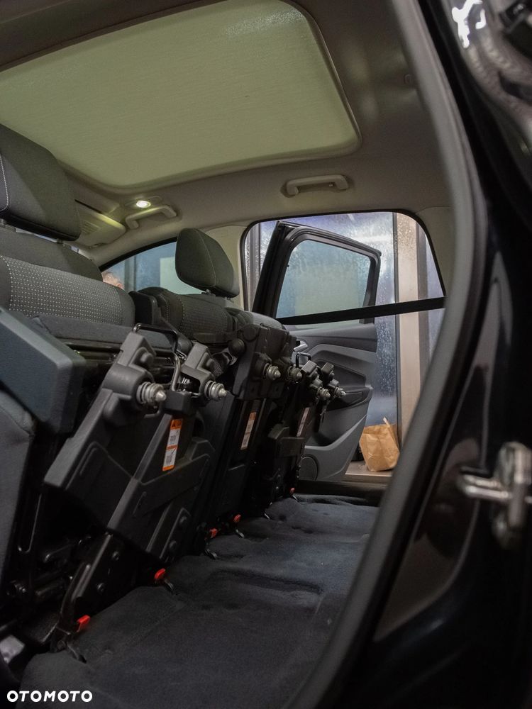 Ford C-MAX - 21