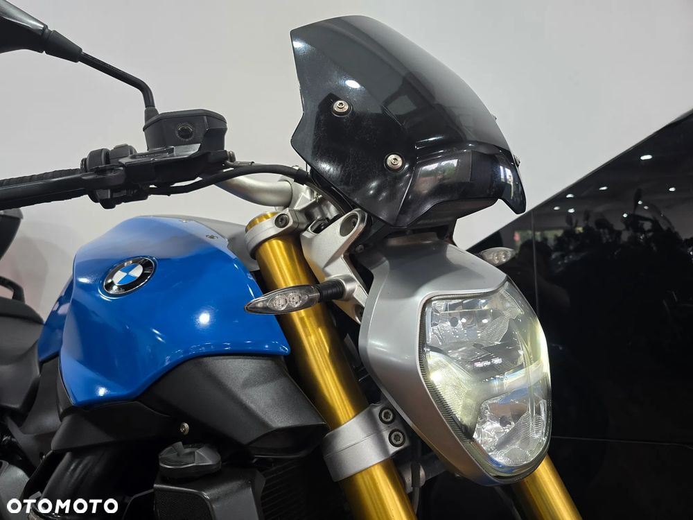 BMW R - 9