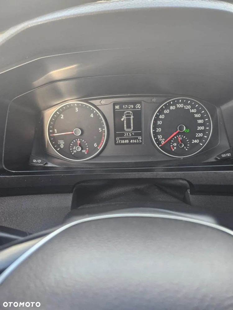 Volkswagen Caravelle 2.0 TDI L2 Comfortline DSG - 10