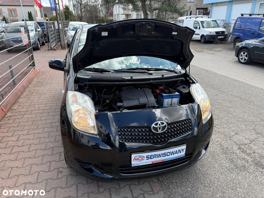 Toyota Yaris 1.0 VVT-i Sol - 25
