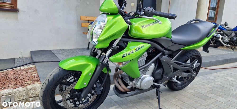 Kawasaki ER - 10