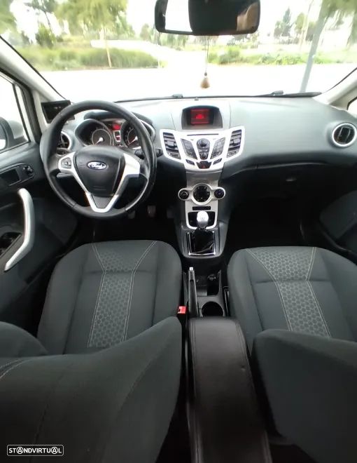 Ford Fiesta 1.25 Titanium - 15