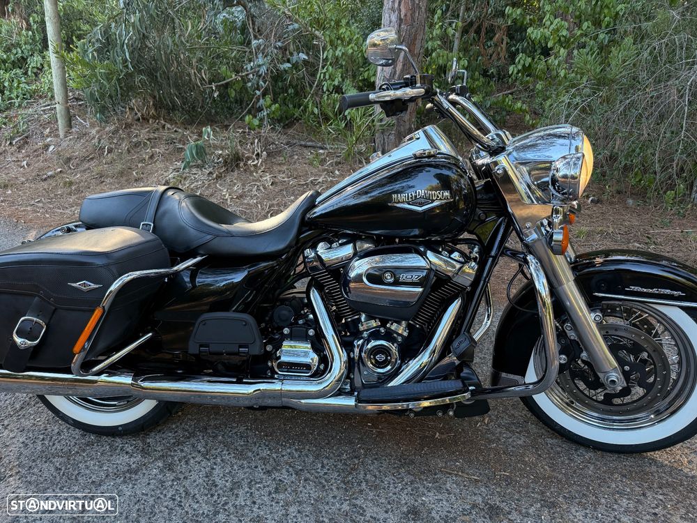 Harley-Davidson Road King 107 - 8