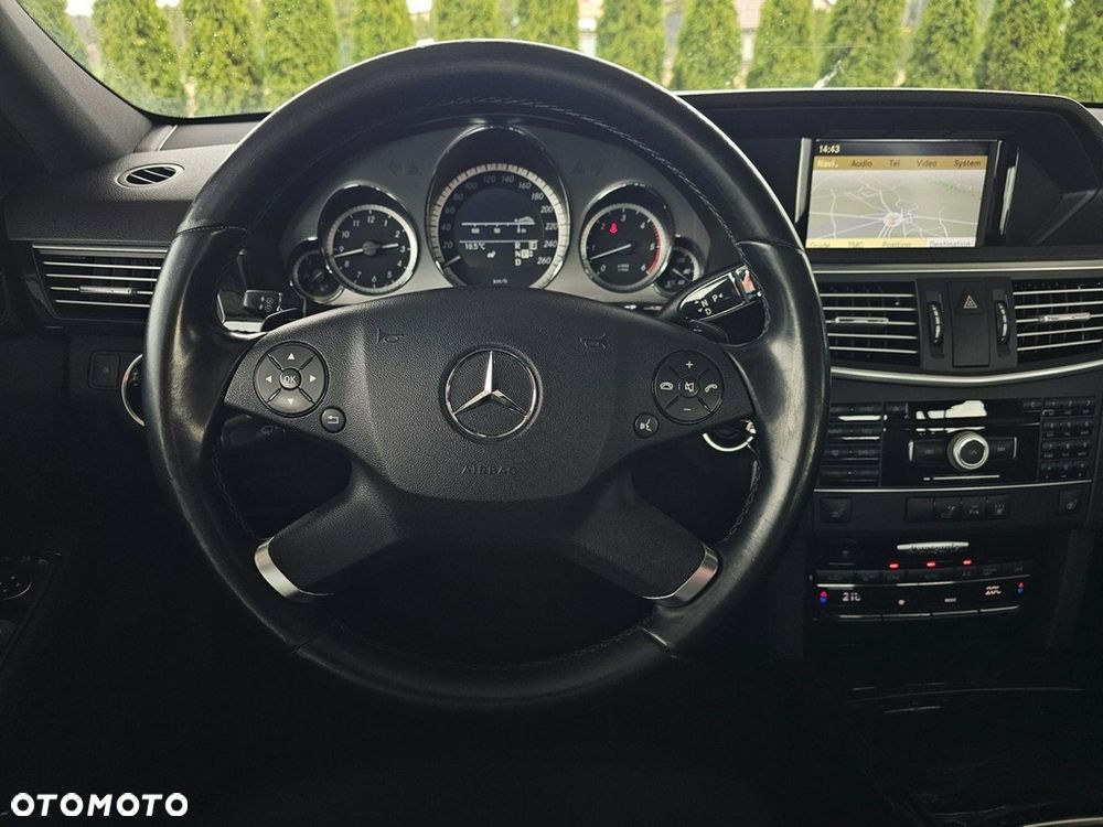 Mercedes-Benz Klasa E - 14
