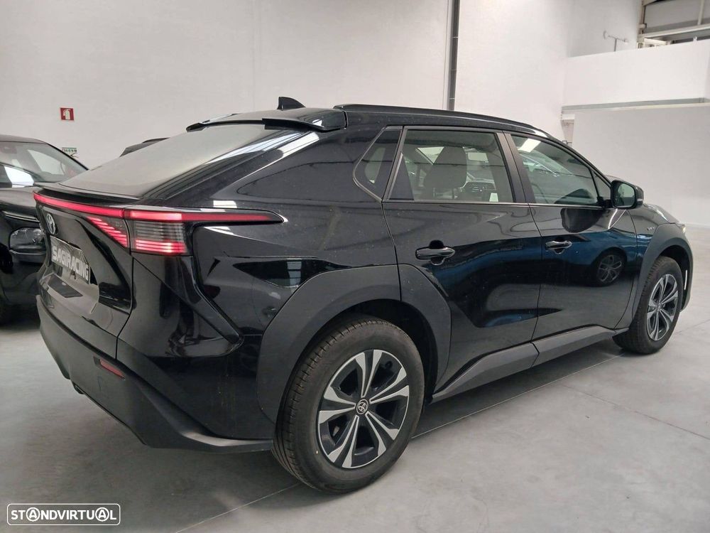 Toyota bZ4X 71,4 kWh Exclusive - 14