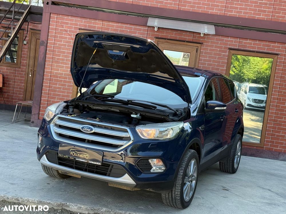 Ford Kuga - 38