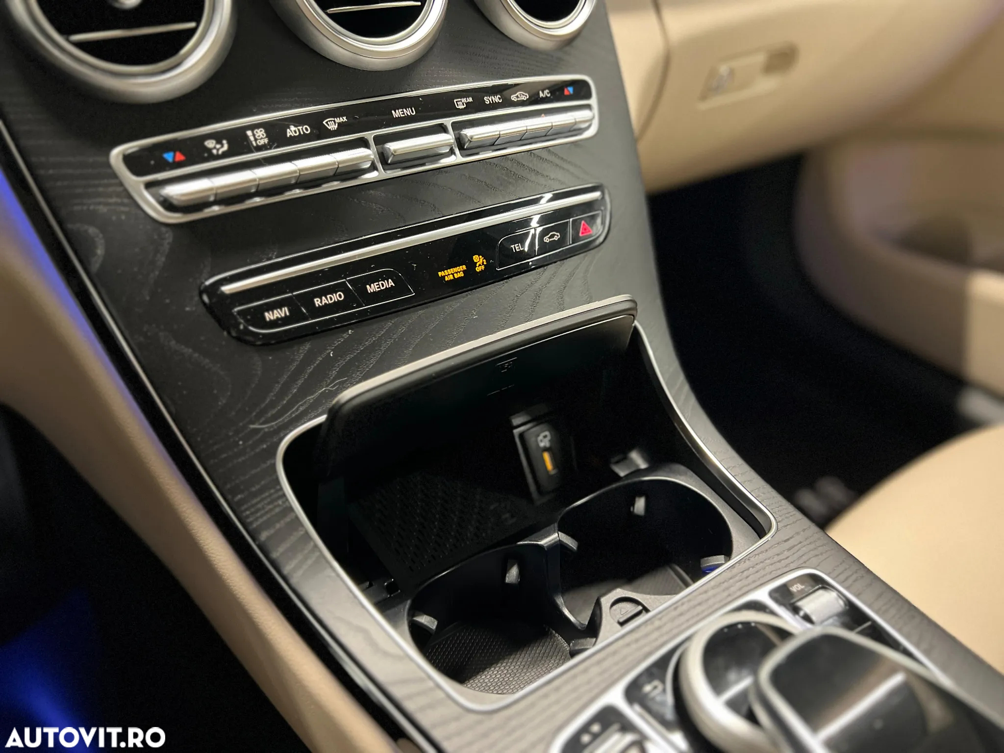 Mercedes-Benz C - 18