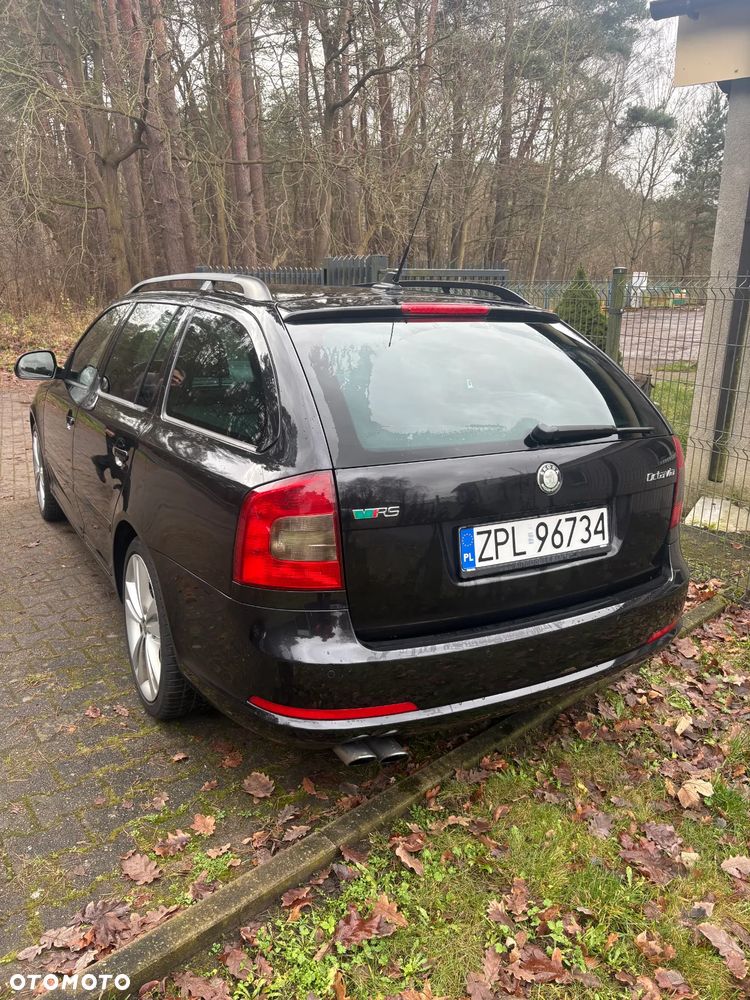 Skoda Octavia 2.0 TDI CR DPF RS - 4