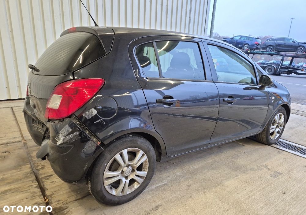 Opel Corsa 1.4 16V Edition 111 Jahre - 4