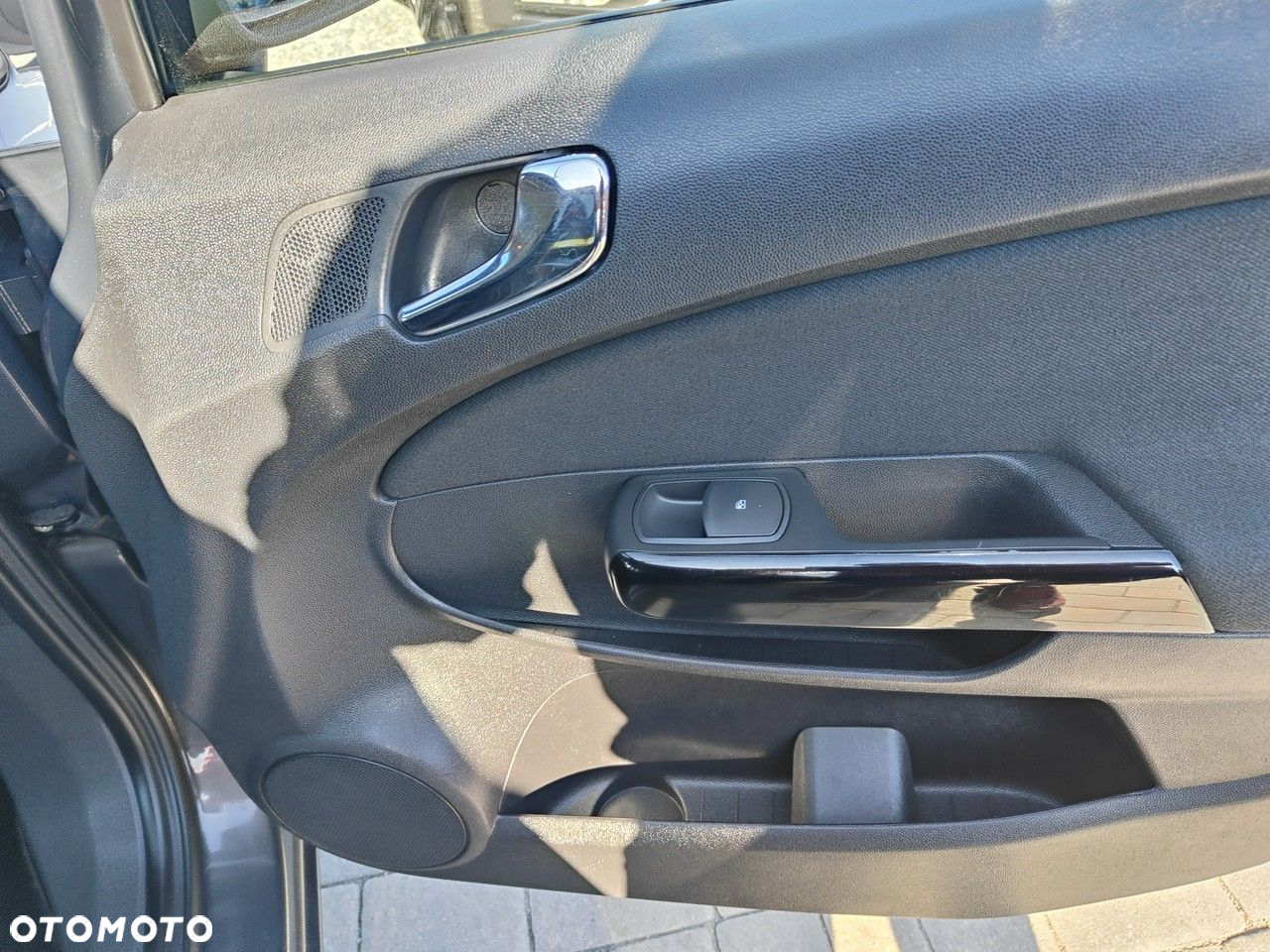 Opel Corsa 1.4 16V Energy - 21