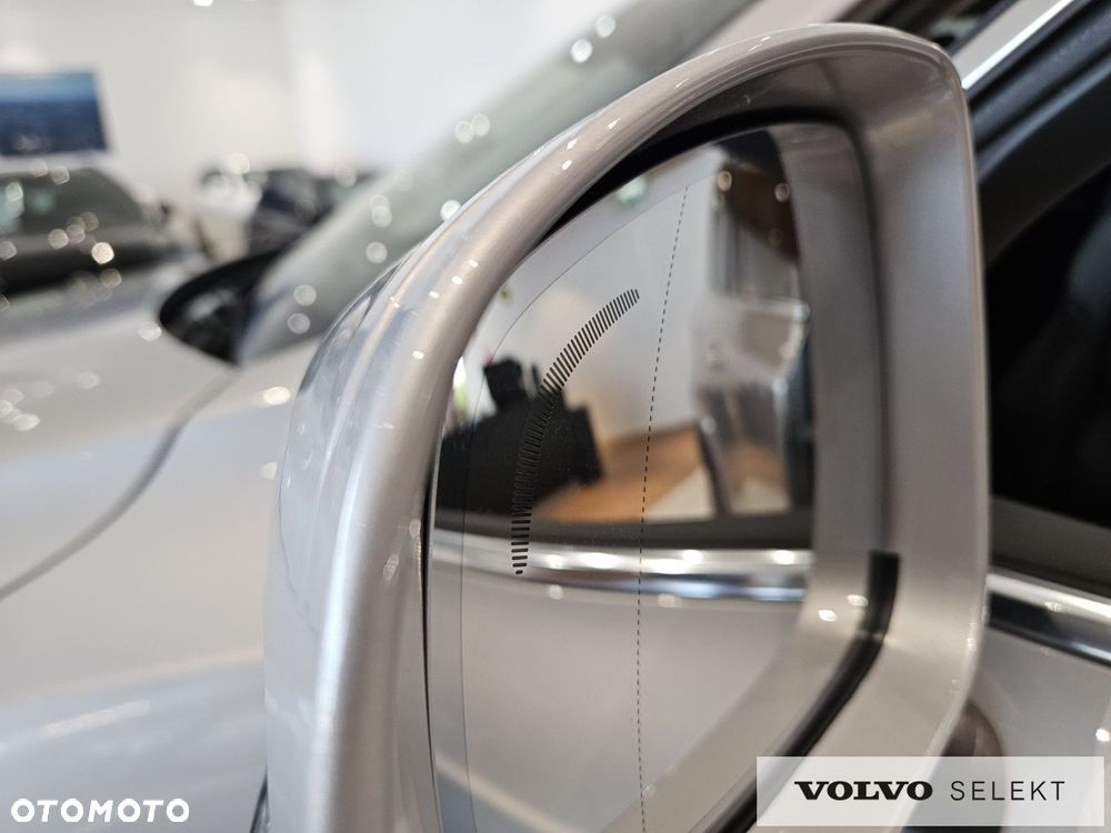 Volvo XC 90 - 23