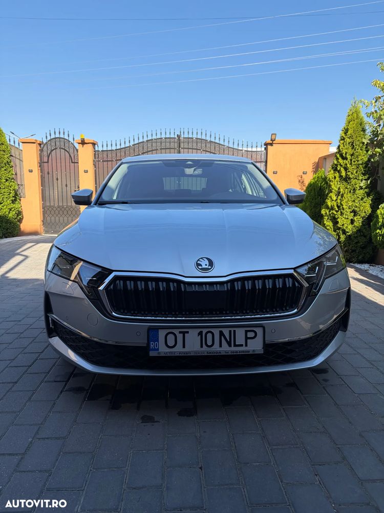 Skoda Octavia 2.0 TDI DSG Selection Plus - 1