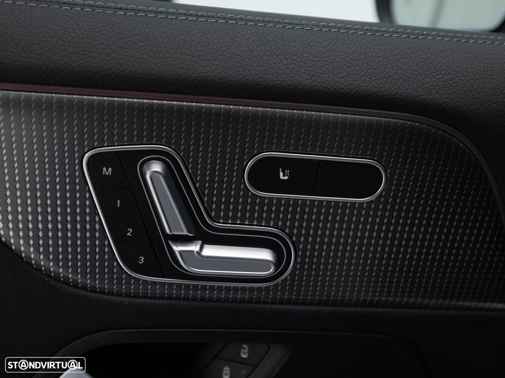 Mercedes-Benz EQA 300 4Matic Progressive - 19