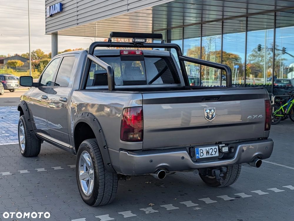 Dodge RAM 5.7 4x4 - 10