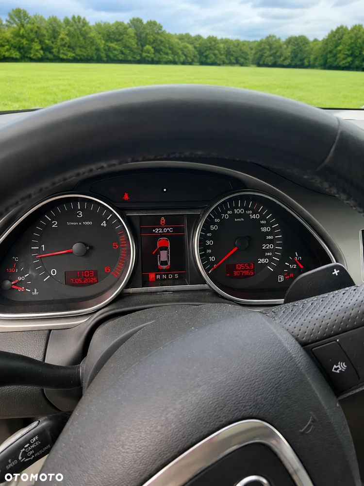 Audi Q7 3.0 TDI Quattro Tiptronic - 6