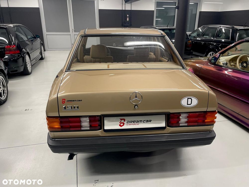 Mercedes-Benz W201 (190) - 7