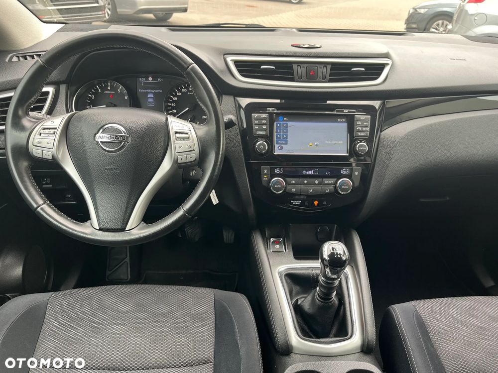 Nissan Qashqai 1.6 DIG-T Tekna+ - 17