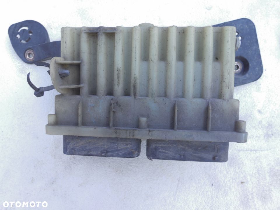 OPEL ZAFIRA A STEROWNIK WENTYLATORÓW 09131732 POSIADAM DWIE SZTUKI - 2